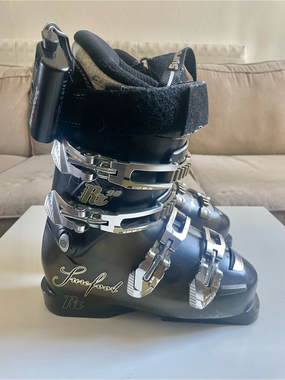 Rx Women's Black Winter Ski Boots with Secure Buckle System